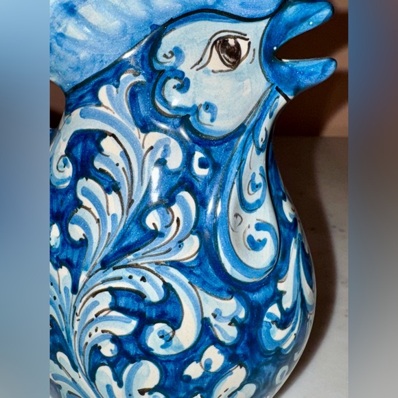 Caltagirone Traditional Ceramic Rooster Jug in Blue and White Scrolled Design - Picture 7 of 10